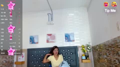 Princess Martinez online show from November 2025 04:42:01 PM