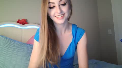 Tiffany online show from November 2025 07:04:01 PM