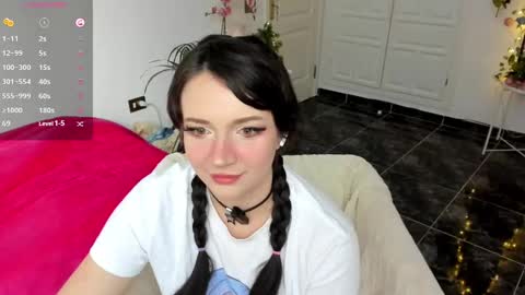 Snapshot of princessfoxyx chatting on December 2024 05:29:02 PM Princess Foxy online show from December 2024 05:29:02 PM