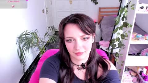 Snapshot of princessfoxyx chatting on January 2025 03:47:01 PM Princess Foxy online show from January 2025 03:47:01 PM