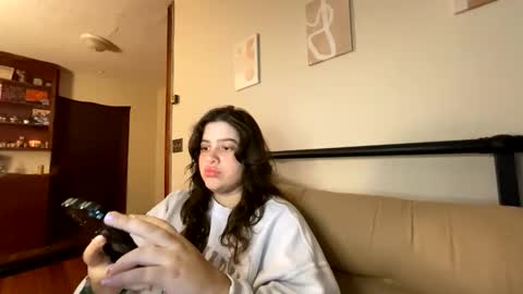 Snapshot of princesslaylaa chatting on November 2025 04:35:02 AM princessviccxo online show from November 2025 04:35:02 AM