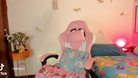 princessluna_14 online show from July 2026 09:31:02 PM