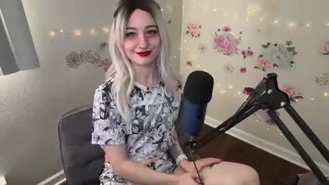 Snapshot of princessstarrxxx chatting on July 2026 08:23:02 PM Starr online show from July 2026 08:23:02 PM