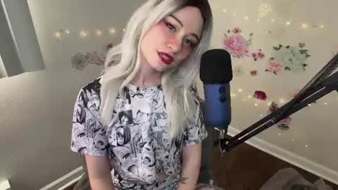 Snapshot of princessstarrxxx chatting on July 2026 08:52:02 PM Starr online show from July 2026 08:52:02 PM