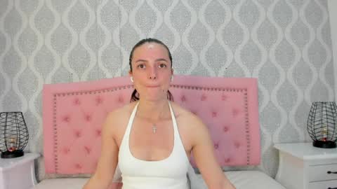 Marcela online show from April 2026 07:01:01 PM