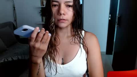 Marcela online show from May 2026 07:19:02 PM