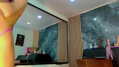 Snapshot of priscilarainbow chatting on March 2025 06:55:01 PM priscilarainbow online show from March 2025 06:55:01 PM