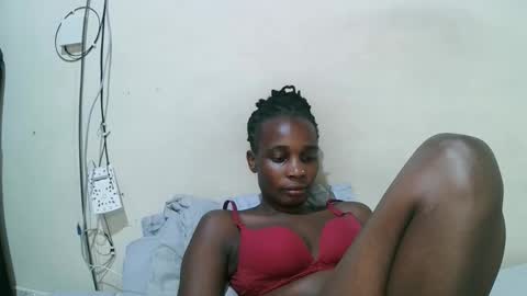 pritty_amber online show from May 2026 06:37:01 PM