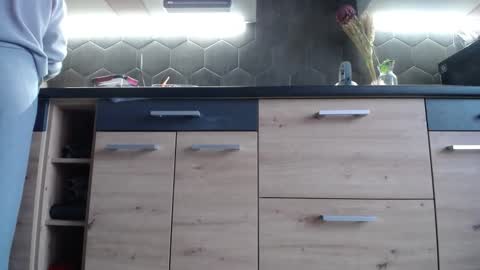 Space online show from November 2025 07:29:02 AM