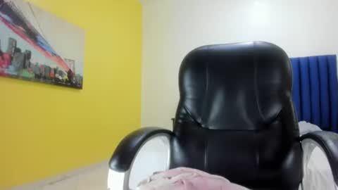 priyastar_ online show from July 2026 06:06:02 PM