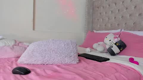 Snapshot of profanared chatting on December 2024 09:04:02 PM Profana Red online show from December 2024 09:04:02 PM