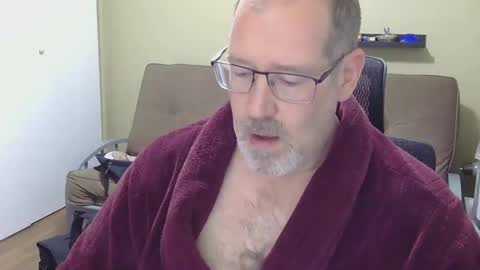 professor21255 online show from October 2025 11:44:02 AM