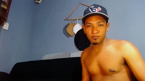 Grande y Gruesa online show from February 2025 11:49:02 AM