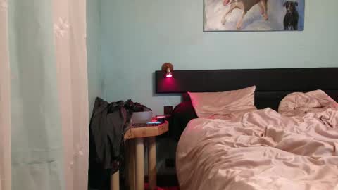 prxscillia_tx online show from February 2026 06:17:02 PM