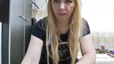 Pryncess sweety online show from March 2026 02:02:01 PM