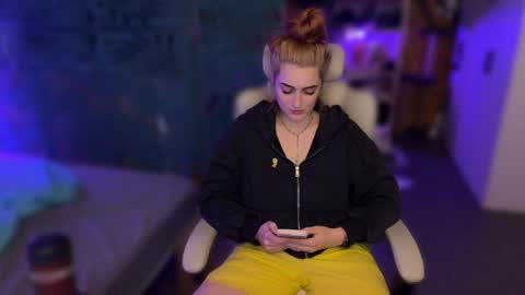 Queen of Pain online show from May 2026 07:56:02 PM