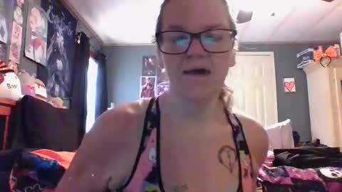 Snapshot of psycholette chatting on December 2024 04:49:01 PM ThickLetteSweetheart online show from December 2024 04:49:01 PM