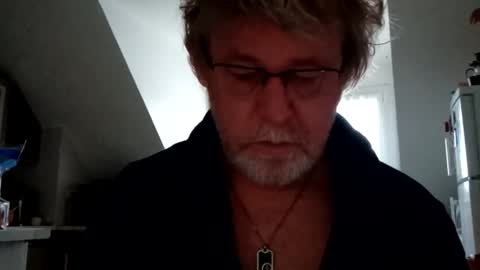 Snapshot of ptitrouquin chatting on October 2025 06:47:02 AM ptitrouquin online show from October 2025 06:47:02 AM