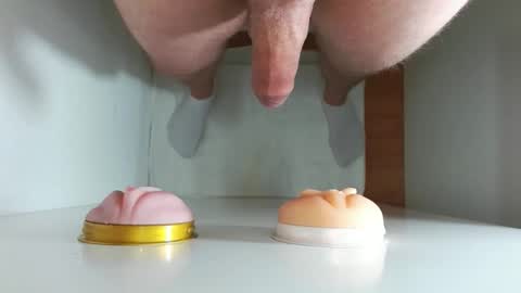 Snapshot of pude90 chatting on March 2026 09:13:01 AM PuDe90 online show from March 2026 09:13:01 AM