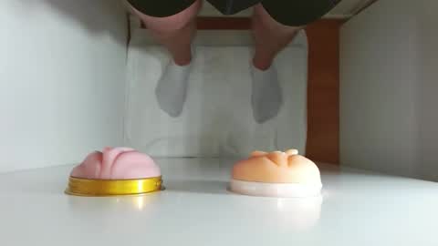 Snapshot of pude90 chatting on March 2026 08:09:01 AM PuDe90 online show from March 2026 08:09:01 AM