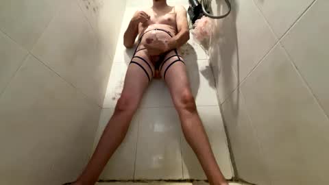 Snapshot of puffnplayla420 chatting on October 2025 05:45:01 PM puffnplayla420 online show from October 2025 05:45:01 PM