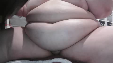 Snapshot of pugglelover chatting on February 2025 04:16:02 PM Puggie - online show from February 2025 04:16:02 PM