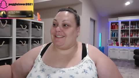 Snapshot of pugglelover chatting on October 2025 06:05:02 PM Puggie - online show from October 2025 06:05:02 PM