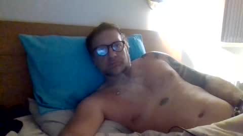 pulllin4u online show from May 2026 09:31:01 PM