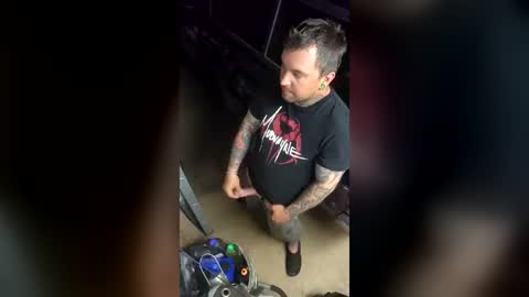 punkrock87denvo online show from June 2026 04:18:02 AM