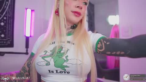 punkyfoxx online show from November 2025 02:50:01 PM