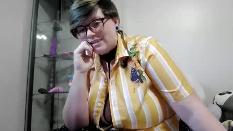 PupGhostt online show from December 2025 07:31:02 PM