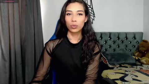 Cris online show from December 2025 07:08:02 PM