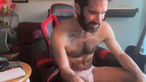 Pup Scritch online show from January 2026 04:11:02 PM