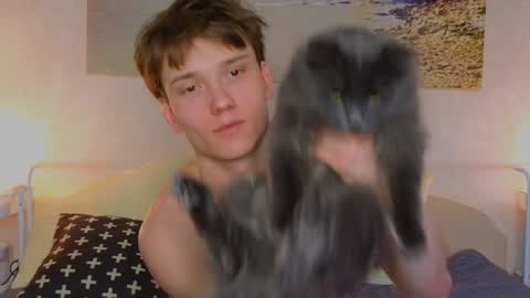 Jesse online show from January 2025 04:48:01 AM