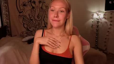 Snapshot of pureeangel chatting on July 2026 11:27:01 AM Megan online show from July 2026 11:27:01 AM