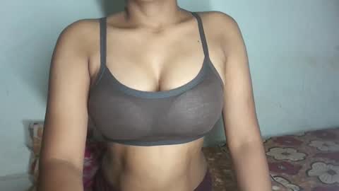 Snapshot of pureelove chatting on February 2026 09:32:01 AM Your love online show from February 2026 09:32:01 AM