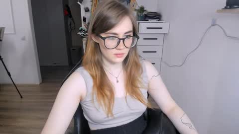 I am Mila online show from September 2025 09:20:01 AM