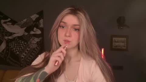 Bella online show from April 2026 07:44:01 AM