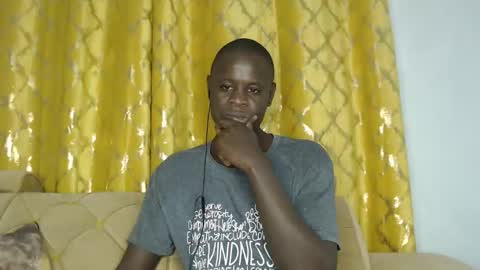 purple_hearts online show from May 2026 07:52:01 PM