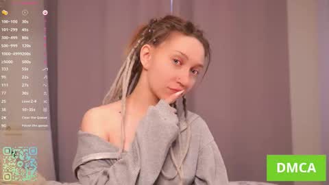 Snapshot of purssophie chatting on October 2025 05:24:01 AM Sophie Fav patterns 99199444press my buttons see what happens online show from October 2025 05:24:01 AM