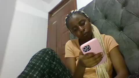 Snapshot of pussie_tightte chatting on February 2026 08:54:01 PM pussie_tightte online show from February 2026 08:54:01 PM