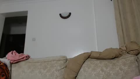 Snapshot of pussiey_tightte chatting on November 2025 10:46:01 PM Sweetpie online show from November 2025 10:46:01 PM