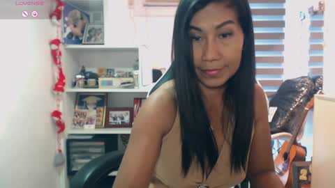 Snapshot of pussycash chatting on December 2024 08:13:01 AM POCCA online show from December 2024 08:13:01 AM