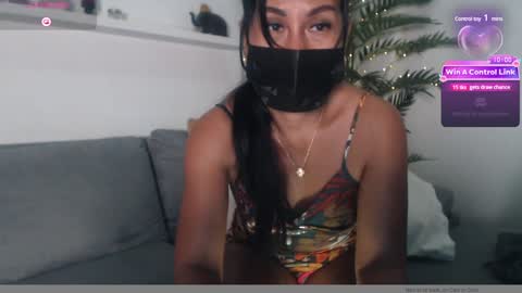 Snapshot of pussycash chatting on January 2025 06:15:01 PM POCCA online show from January 2025 06:15:01 PM