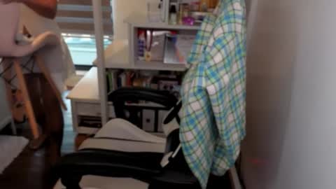 Snapshot of pussycash chatting on September 2025 06:35:01 AM POCCA online show from September 2025 06:35:01 AM