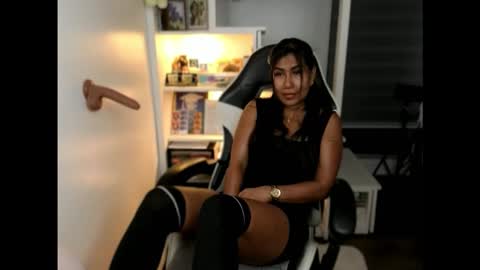 Snapshot of pussycash chatting on January 2026 05:18:02 PM POCCA online show from January 2026 05:18:02 PM