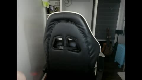 Snapshot of pussycash chatting on April 2026 06:06:02 PM POCCA online show from April 2026 06:06:02 PM