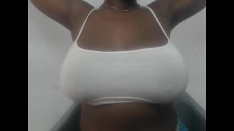 pussydollurz online show from October 2025 09:21:02 AM