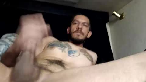 Snapshot of pussyeatingbudsmoker chatting on December 2025 01:28:02 PM Westcoastdick1995 online show from December 2025 01:28:02 PM