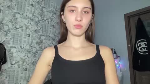 pussygirl007 online show from February 2025 07:35:01 AM